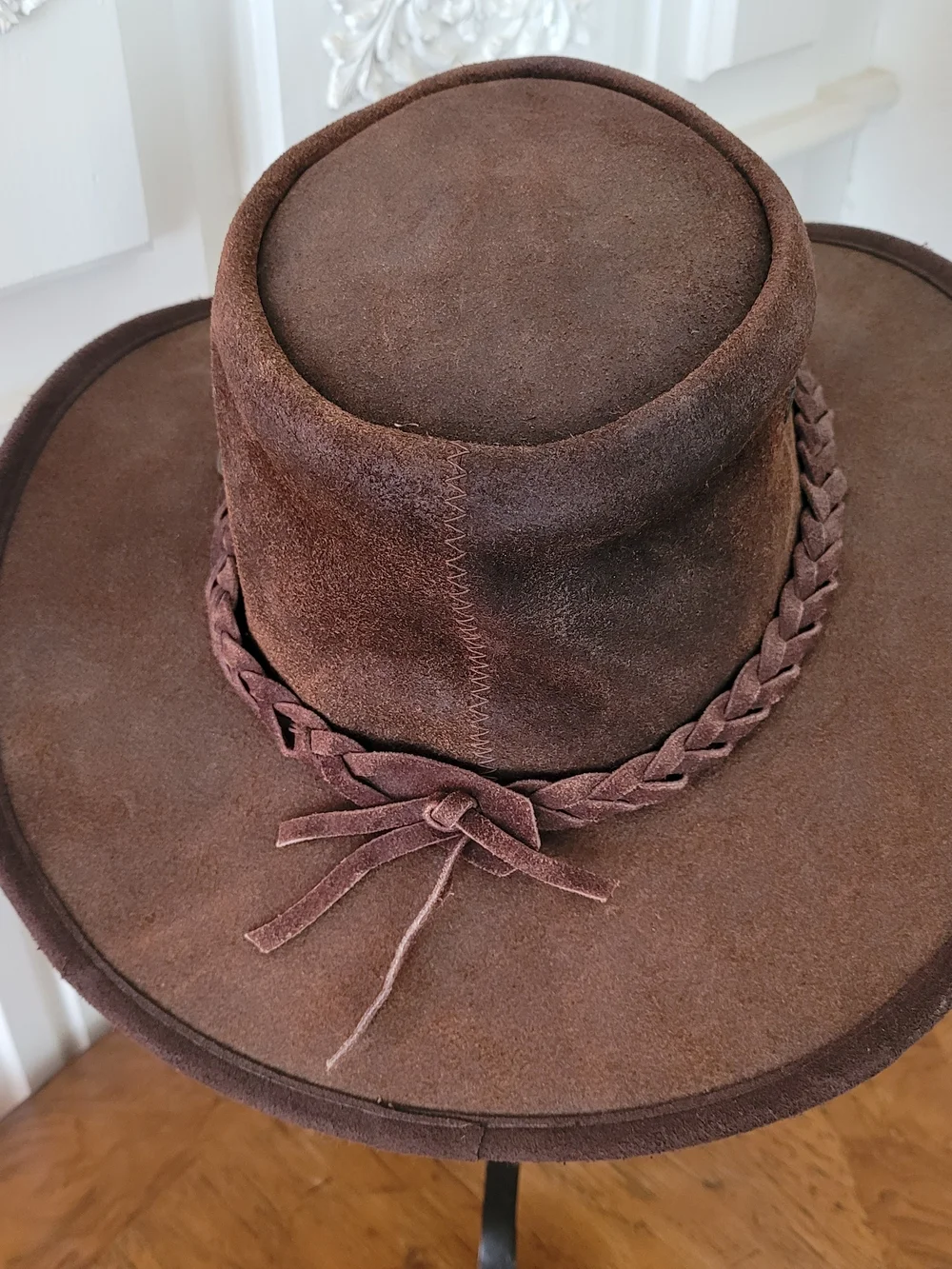 Barmah Brown Suede Outback Hat sz M